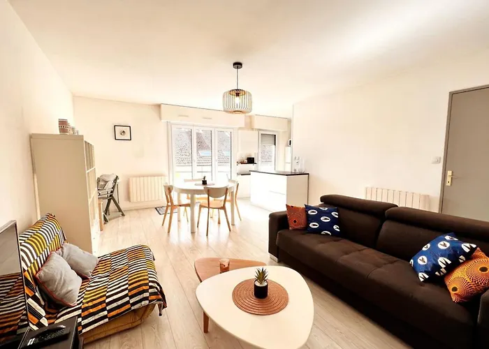 Superbe F2 Avec Garage Balcon